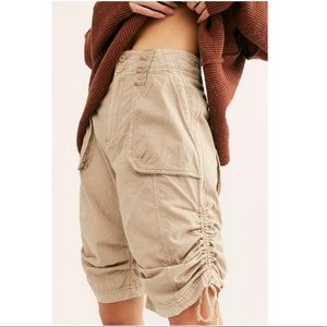Free People Cassidy Cargo Shorts Size 2